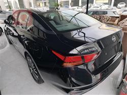 نيسان ألتيما